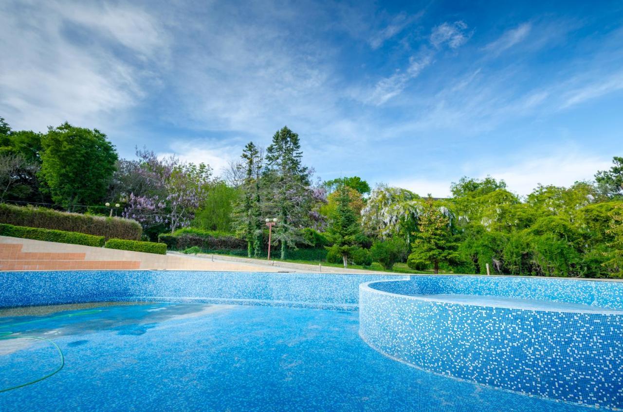 Park Complex Viktoria Otel Balçık Dış mekan fotoğraf